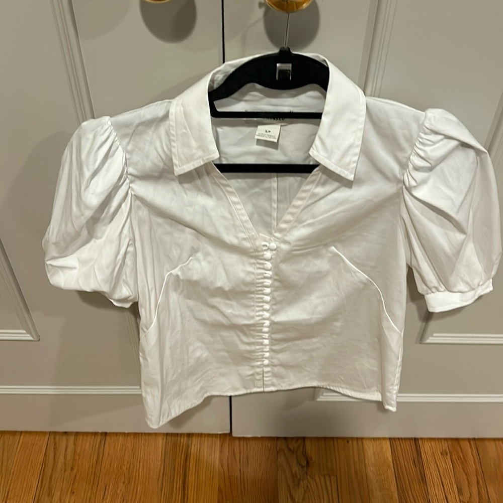 Club Monaco White Short Sleeve Blouse Button Down like new S/P